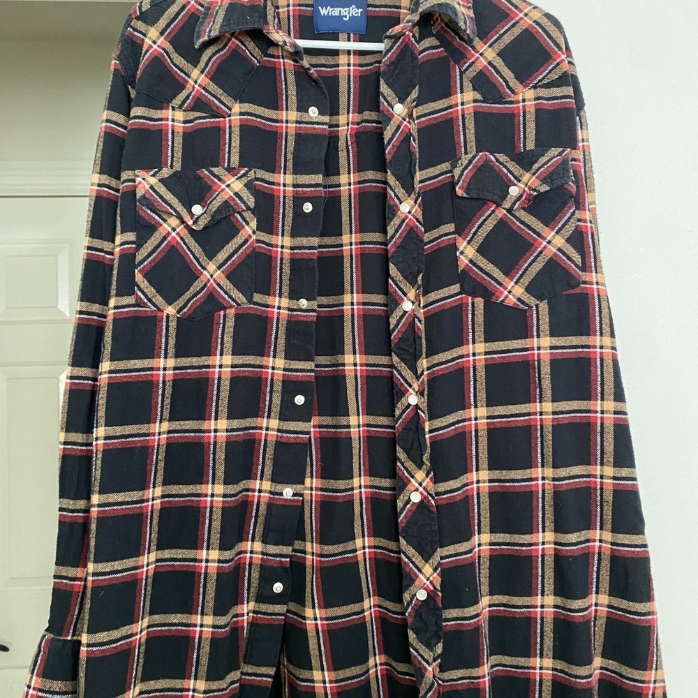 Wrangler Black and Red Plaid Shirt